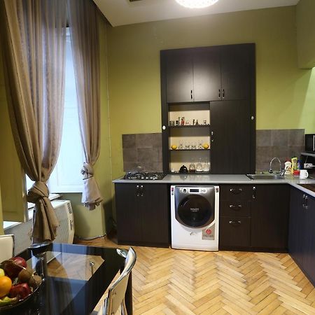 Your Home In The Centre Of Old Tbilisi Buitenkant foto